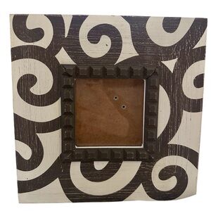 Elegant Brown and Cream Swirl Photo Frame